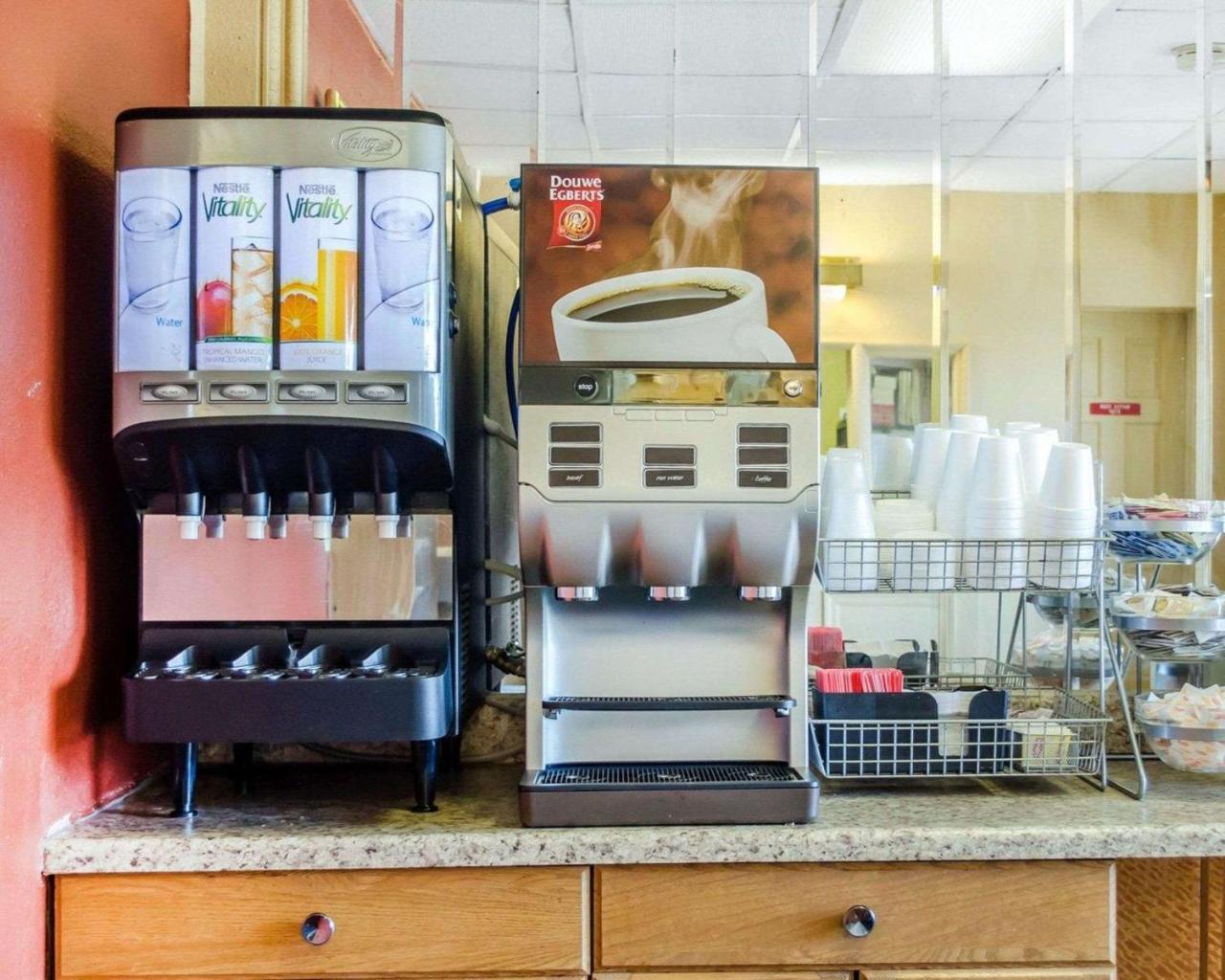 Rodeway Inn Harrisburg Eksteriør billede