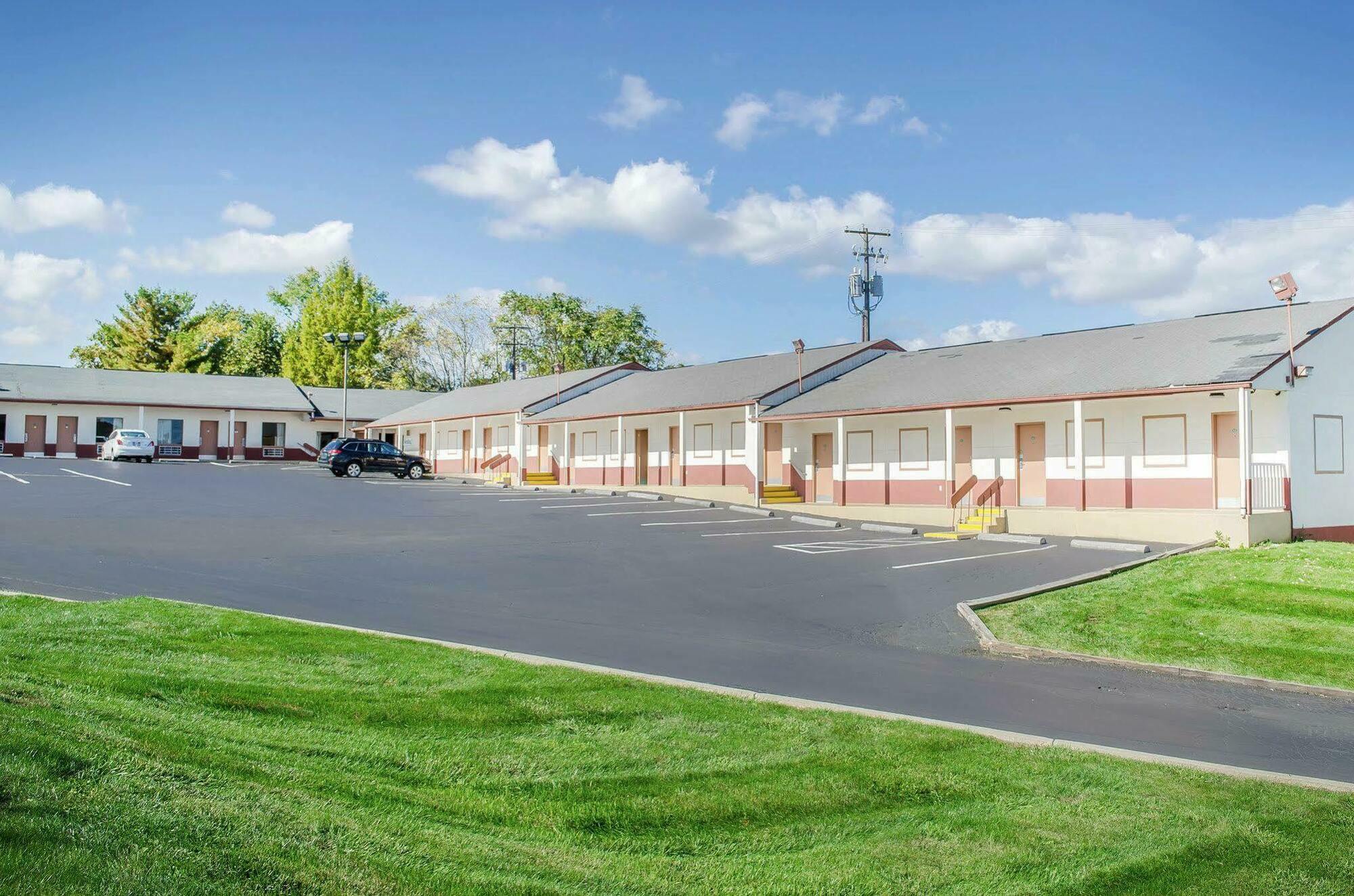 Rodeway Inn Harrisburg Eksteriør billede
