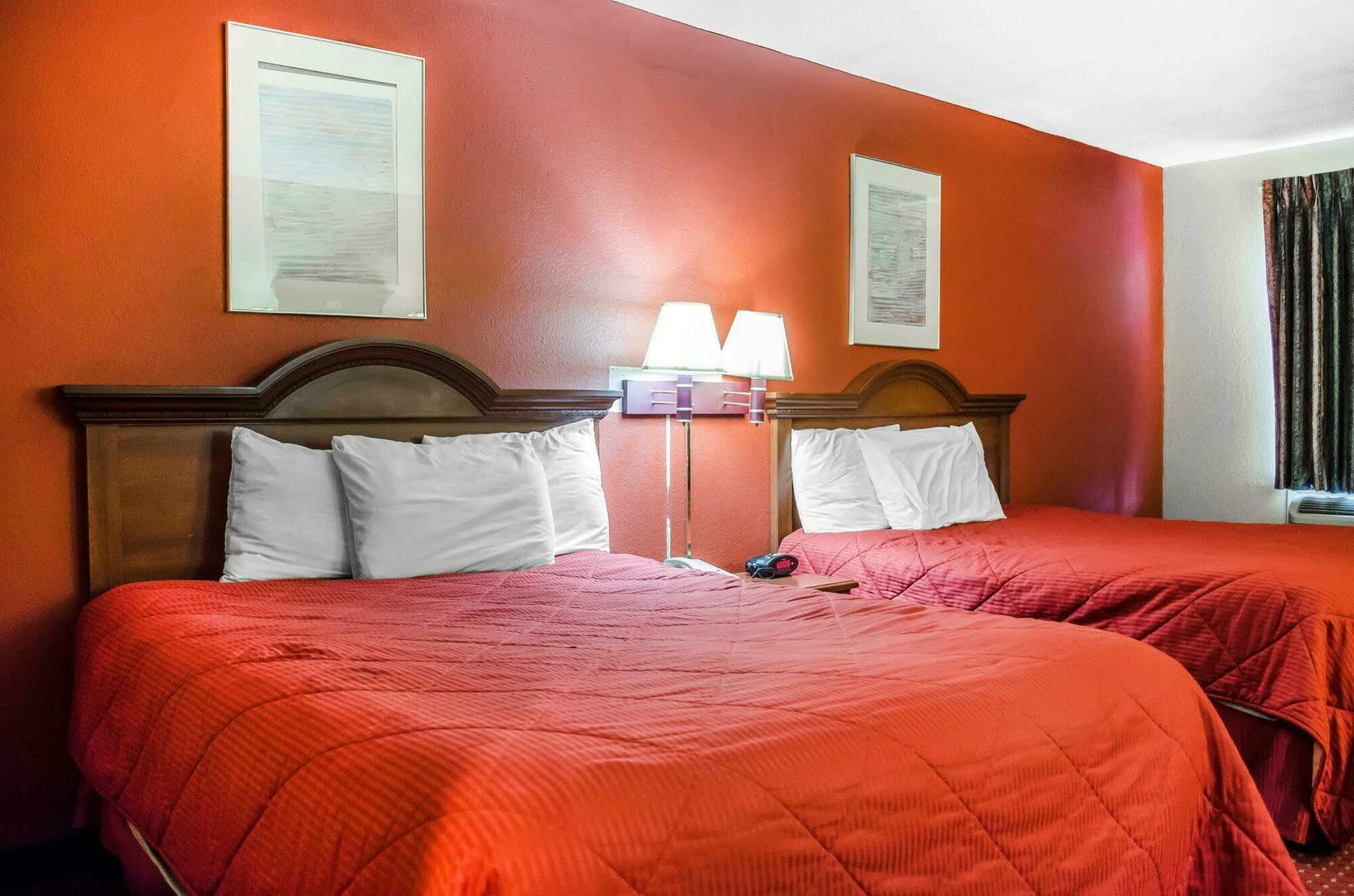 Rodeway Inn Harrisburg Eksteriør billede